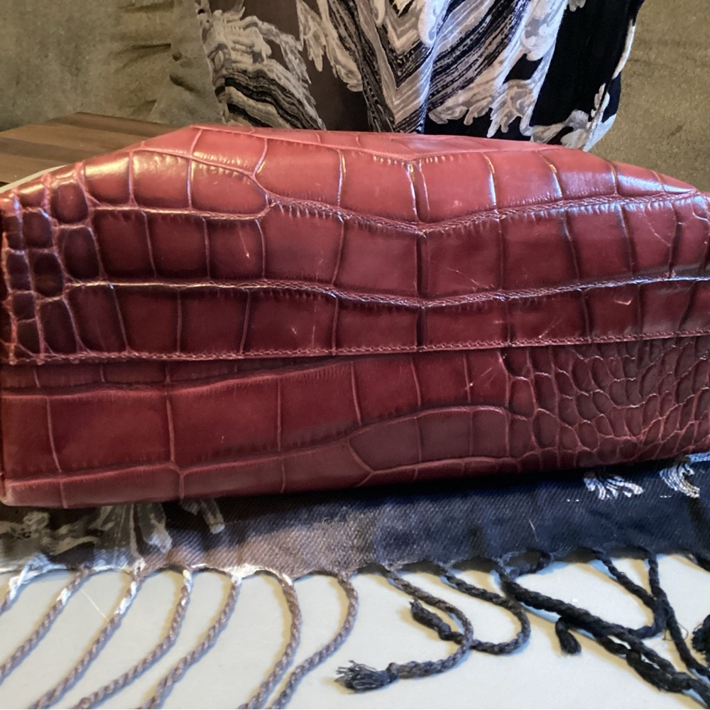 Furla Red Crocodile-Embossed Tote Bag - Picture 5 of 12
